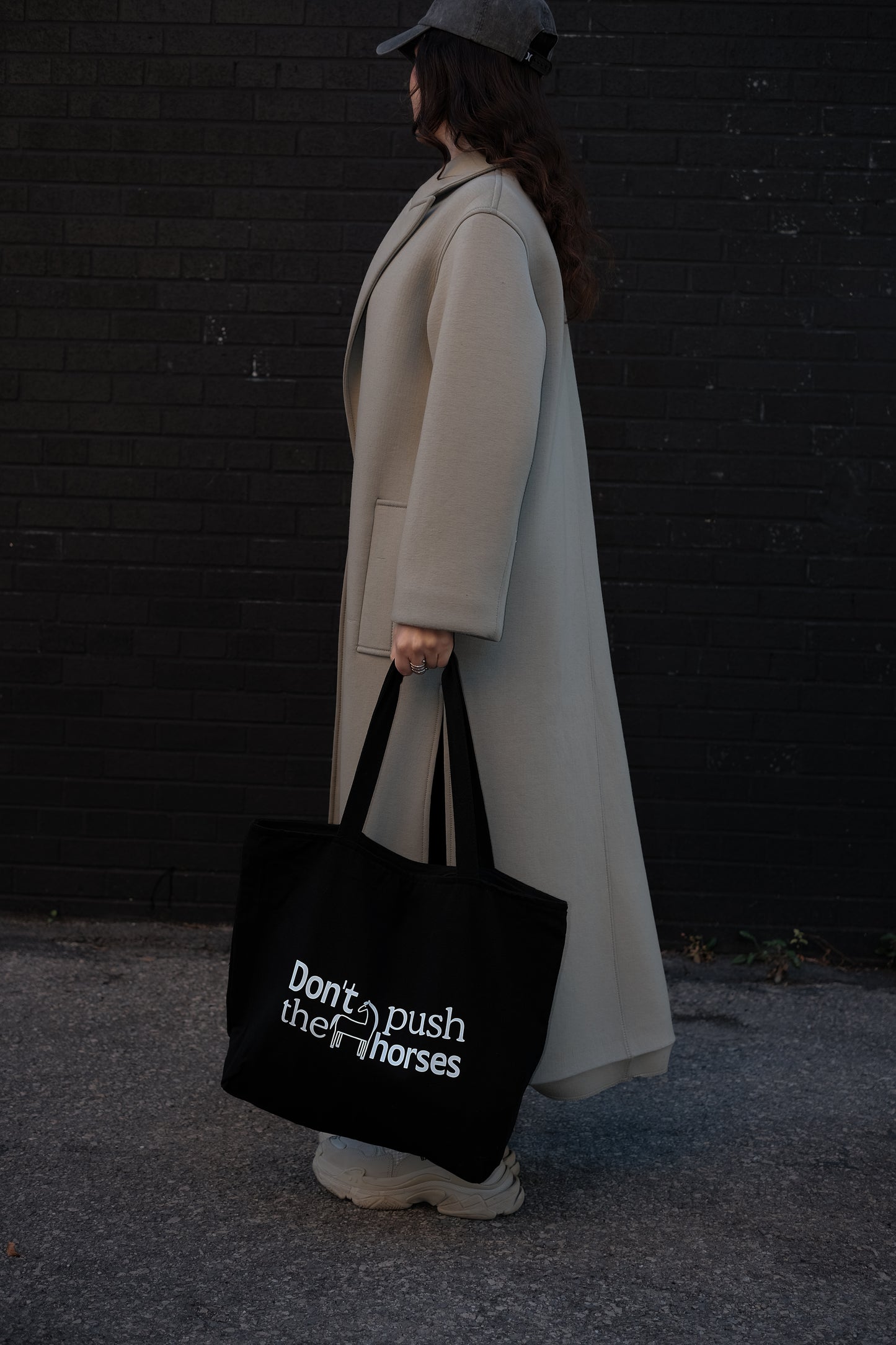 'Don't push the horses' Black Tote Bag